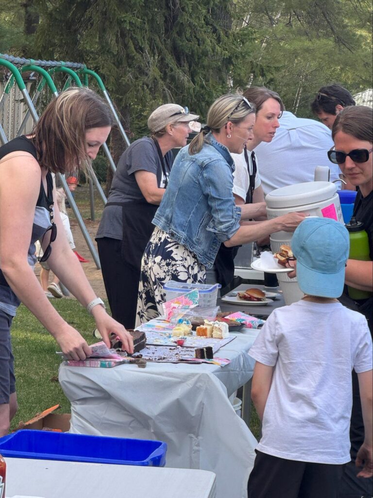 Irwin Memorial Public School hosts time capsule event for families